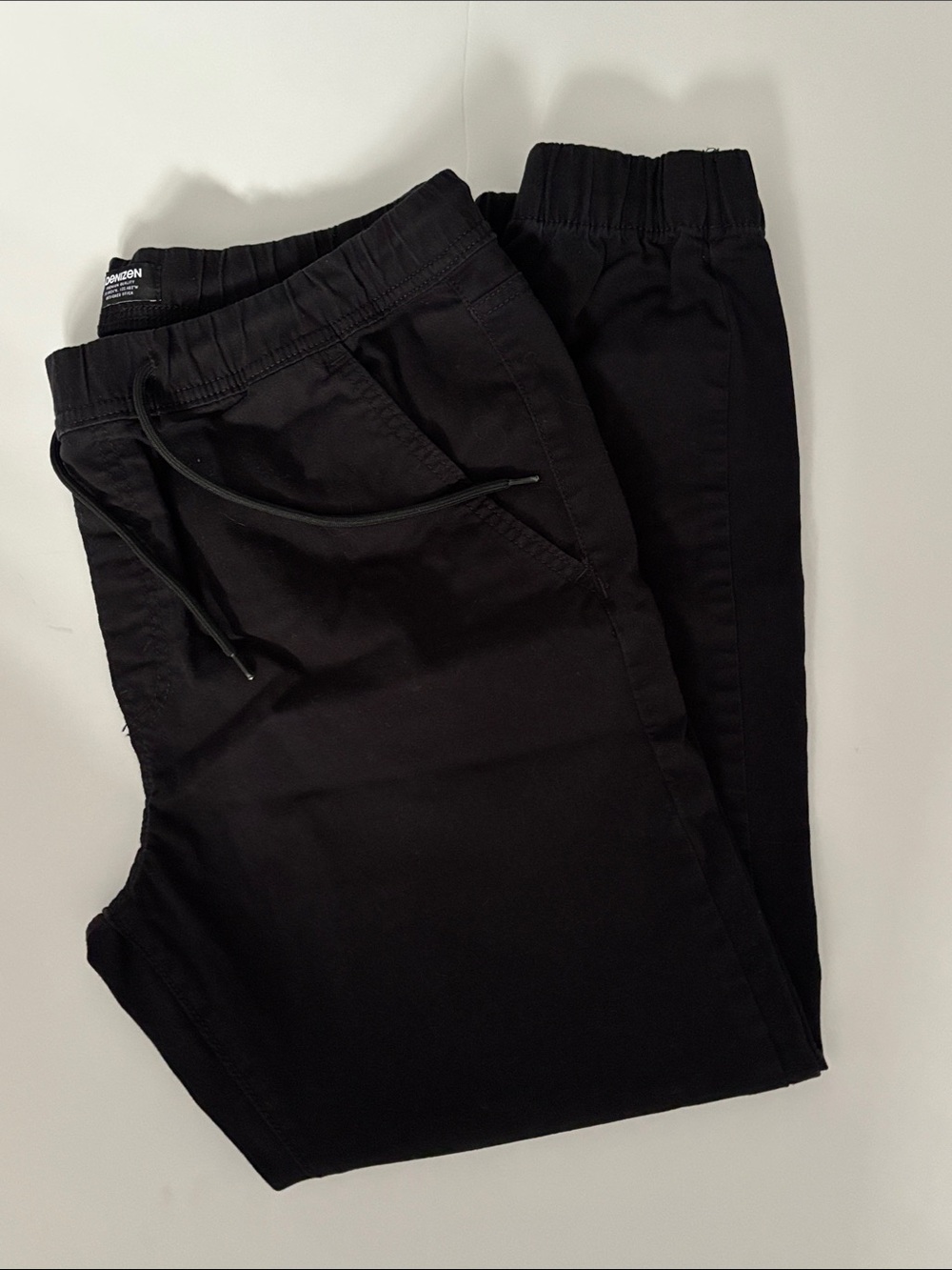 Denizen from Levi's Black Elastic Waist Jogger Pants